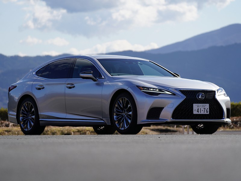 レクサス LS500h Iパッケージ